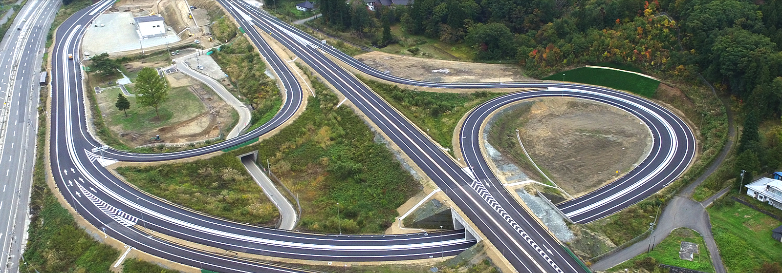 桑山西道路舗装工事（国土交通省）